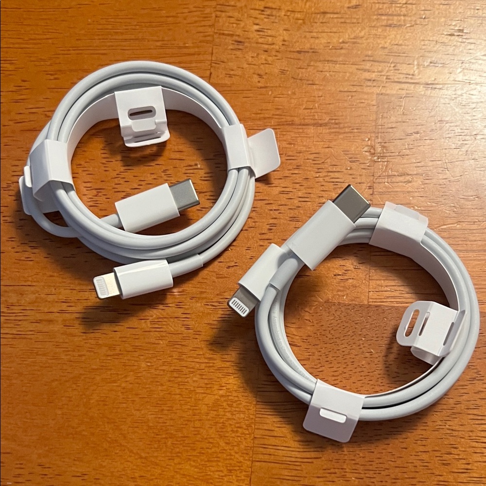 2 Never Used Apple White USB-C to Lightning Cables